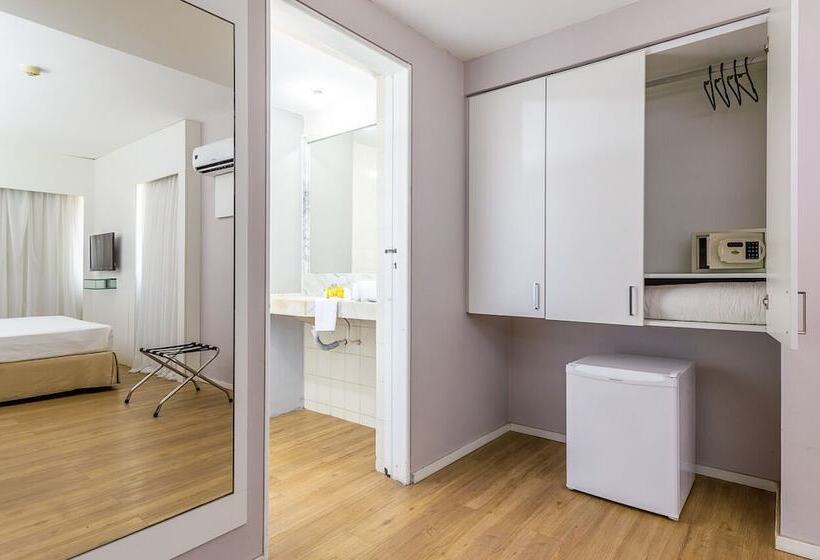 فندق Costamar Ponta Verde