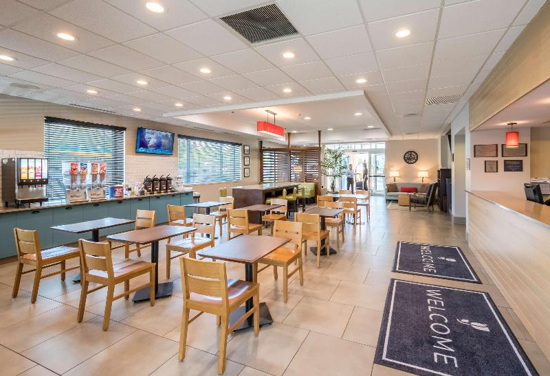 Отель Country Inn & Suites By Radisson, Rochester Pittsford Brighton, Ny