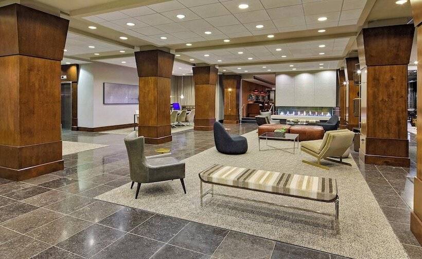 هتل Crowne Plaza   Chicago West Loop, An Ihg