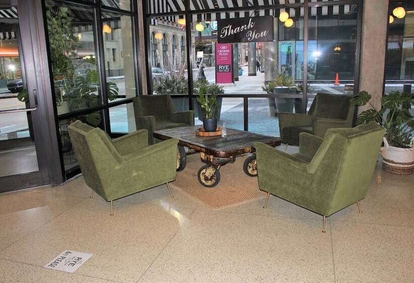 هتل Crowne Plaza   Chicago West Loop, An Ihg