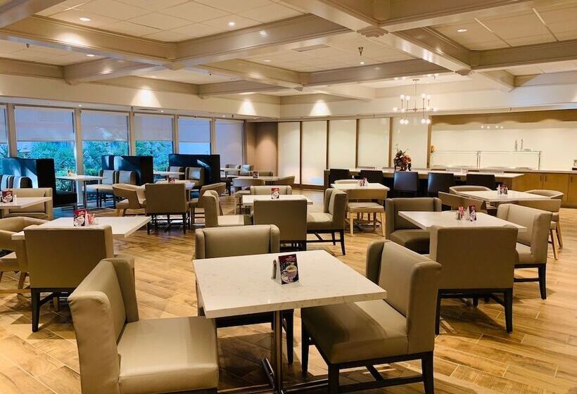 ホテル Crowne Plaza Silicon Valley North   Union City, An Ihg