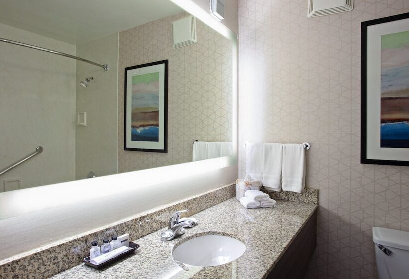 ホテル Crowne Plaza Silicon Valley North   Union City, An Ihg