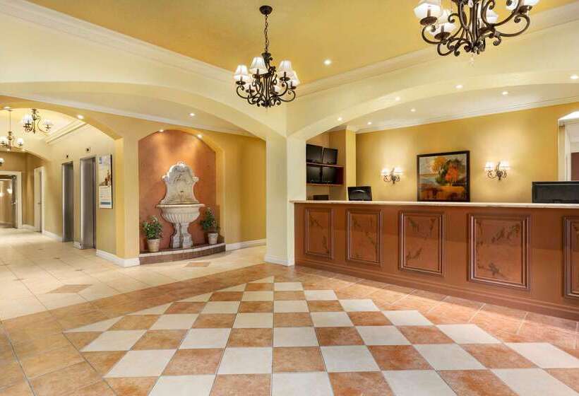 Отель Days By Wyndham Niagara Falls Centre St. By The Falls