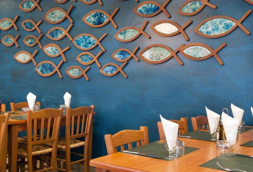 فندق & Diving Les Illes