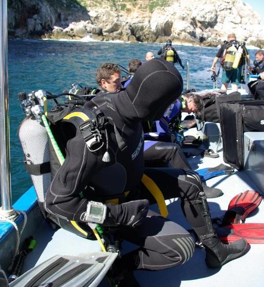 فندق & Diving Les Illes