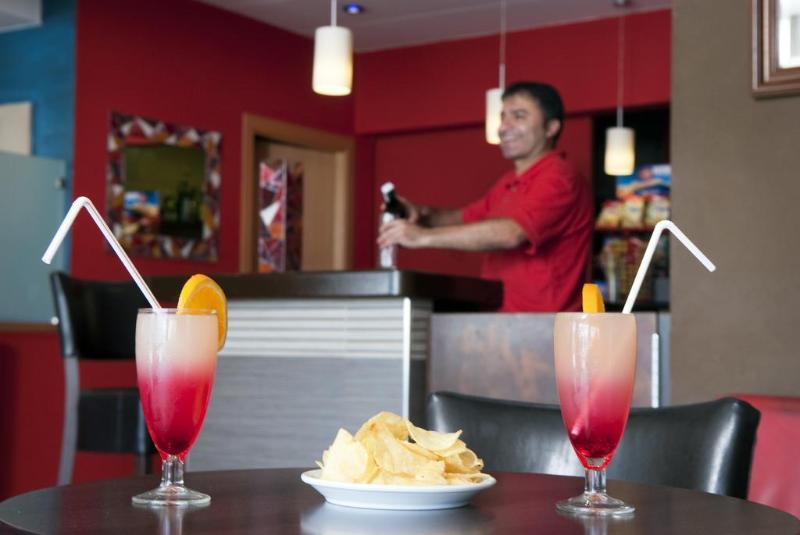 בית מלון כפרי & Diving Les Illes