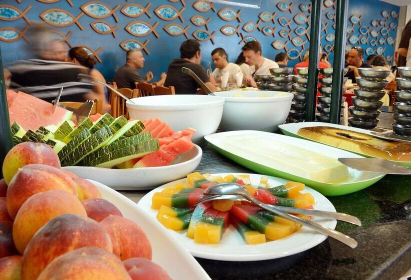 فندق & Diving Les Illes