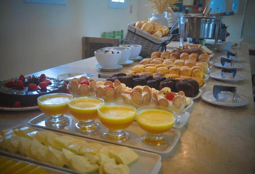 בית מלון כפרי Don Quijote Buzios