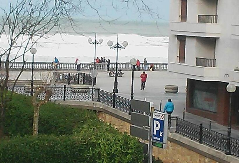 酒店 Ekia Pentsioa