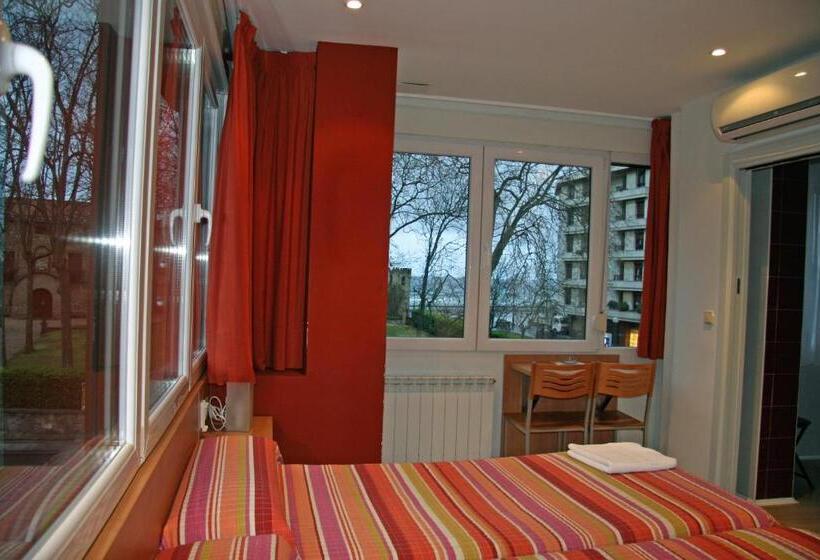 هتل Ekia Pentsioa