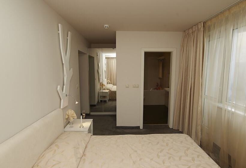 ホテル Festa Chamkoria Apartments