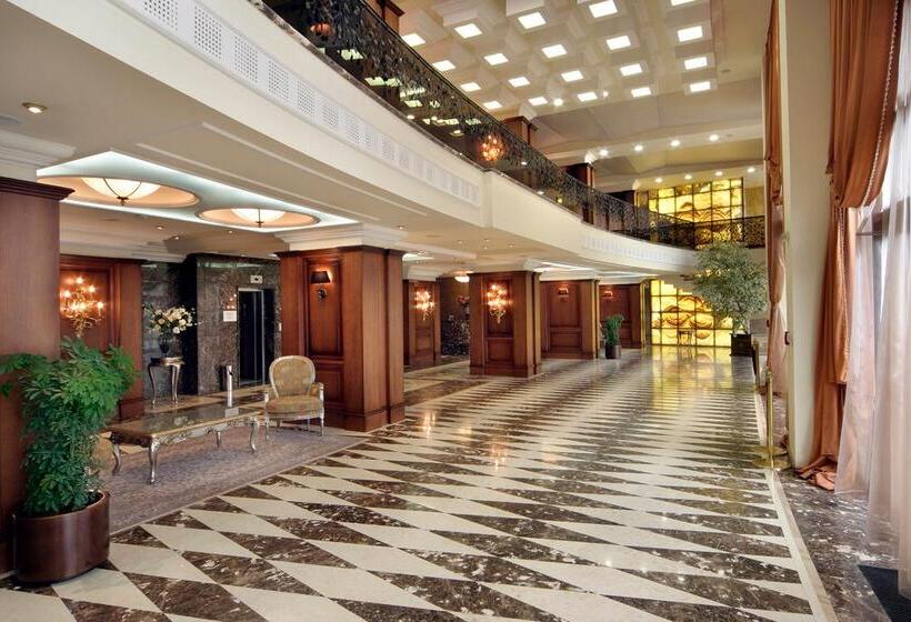 Отель Mercure Sofia City