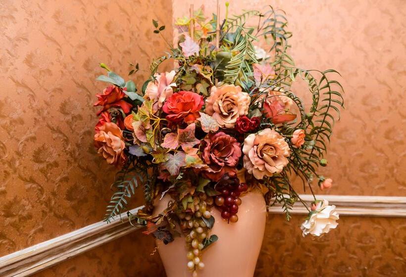 Отель Mercure Sofia City