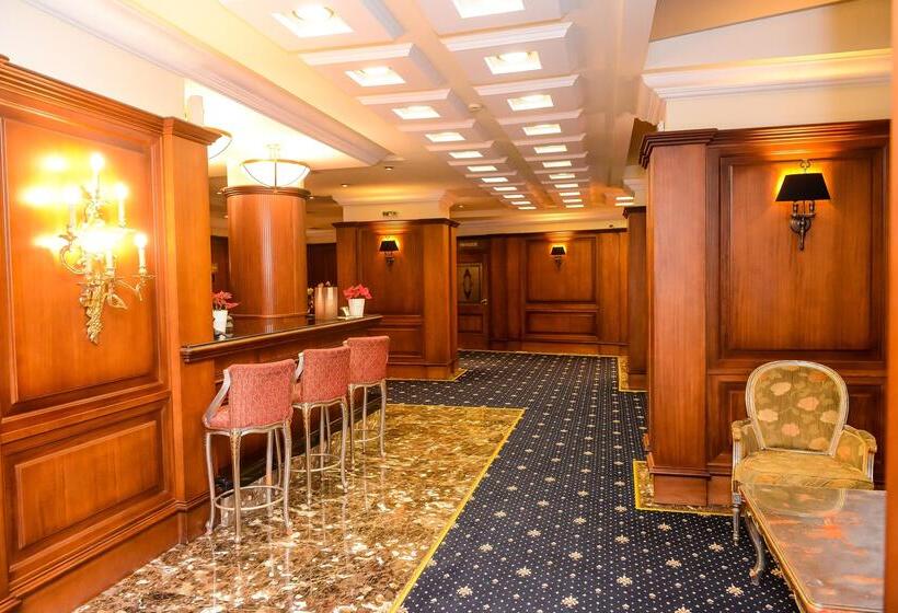 Отель Mercure Sofia City