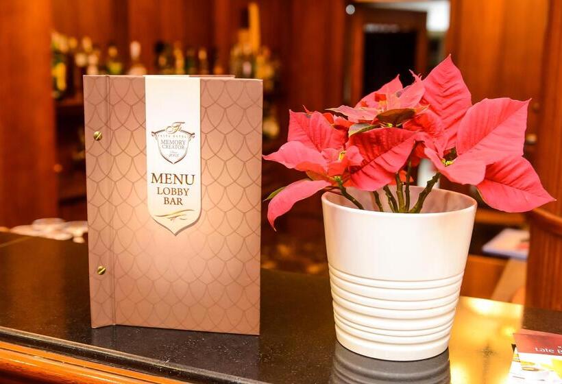 Отель Mercure Sofia City