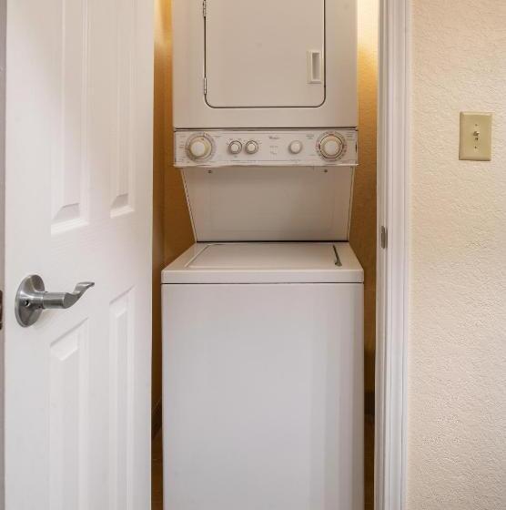 هتل Floridays Orlando Two & Three Bed Rooms Condo Resort