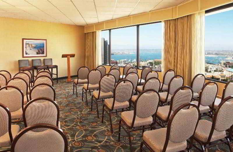 هتل Four Points By Sheraton San Diego Downtown Little Italy