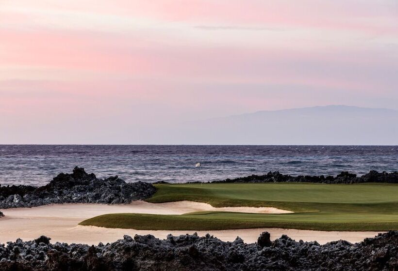 ホテル Four Seasons Resort Hualalai