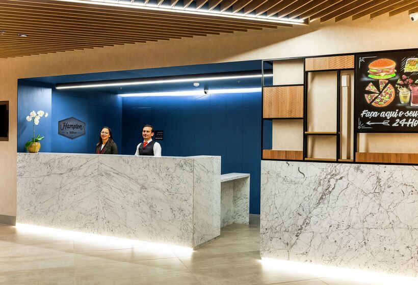 ホテル Hampton By Hilton Guarulhos Airport