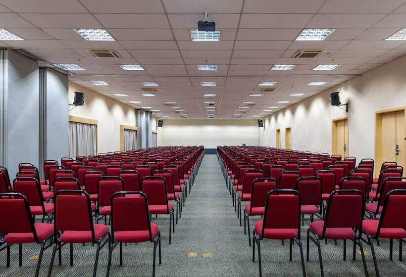 酒店 Hampton By Hilton Guarulhos Airport