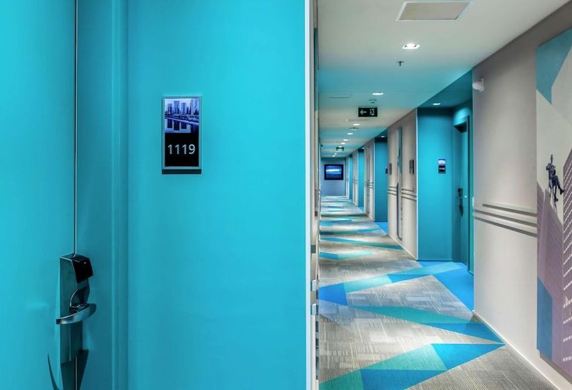 ホテル Hampton By Hilton Guarulhos Airport