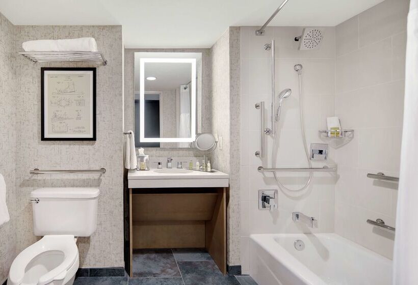 هتل Highline Vail  A Doubletree By Hilton