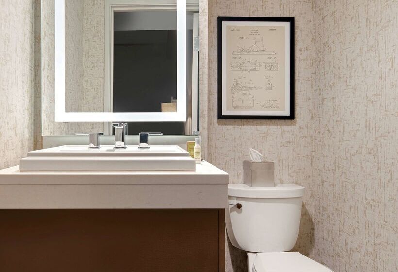 Отель Highline Vail A Doubletree By Hilton