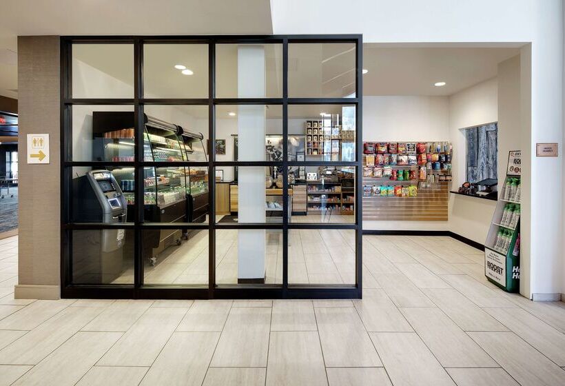 Отель Highline Vail A Doubletree By Hilton