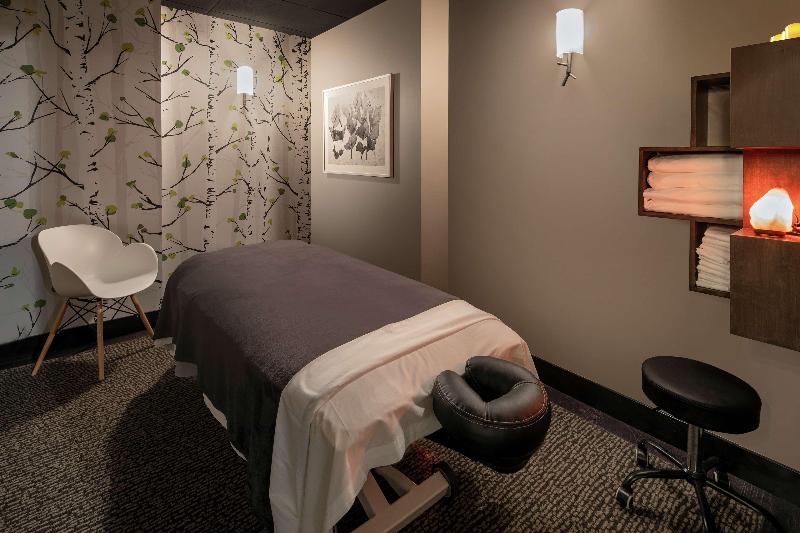 Отель Highline Vail A Doubletree By Hilton