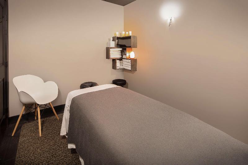 Отель Highline Vail A Doubletree By Hilton