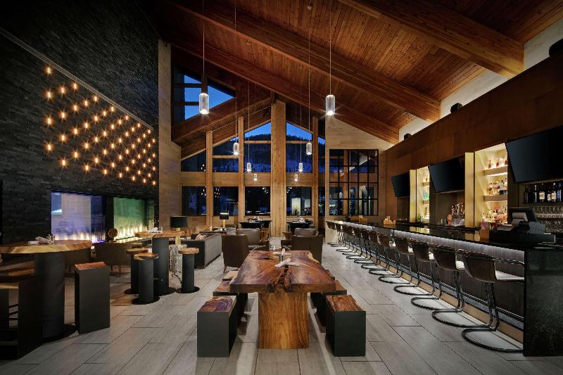 Отель Highline Vail A Doubletree By Hilton