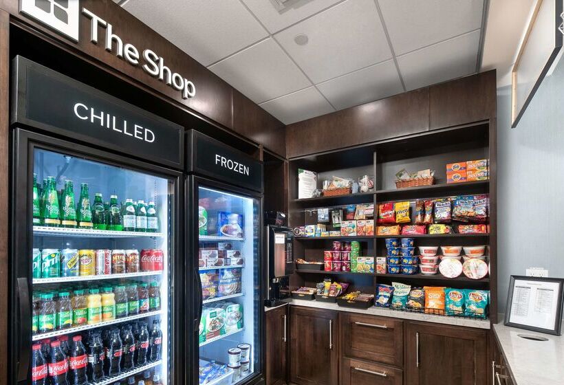 ホテル Hilton Garden Inn Halifax Airport