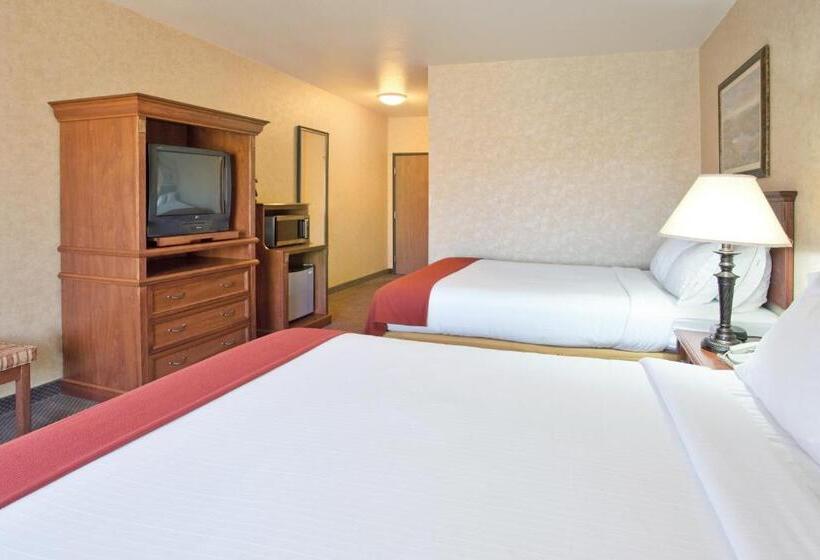 Holiday Inn Express Hotel & Suites Barstow Outlet Center By Ihg