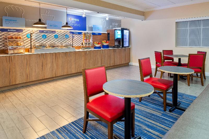 Holiday Inn Express Hotel & Suites Bonita Springs/naples, An Ihg