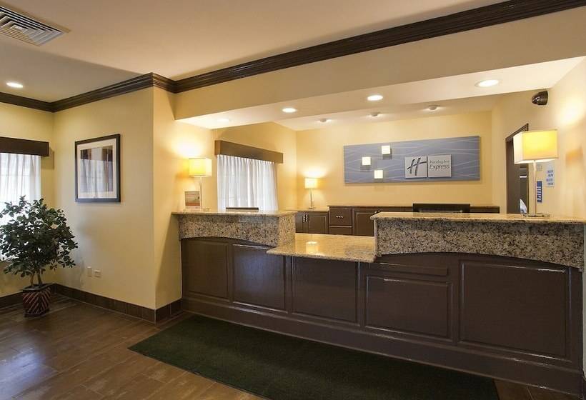 فندق Holiday Inn Express & Suites Chicago Deerfield Lincolnshire, An Ihg