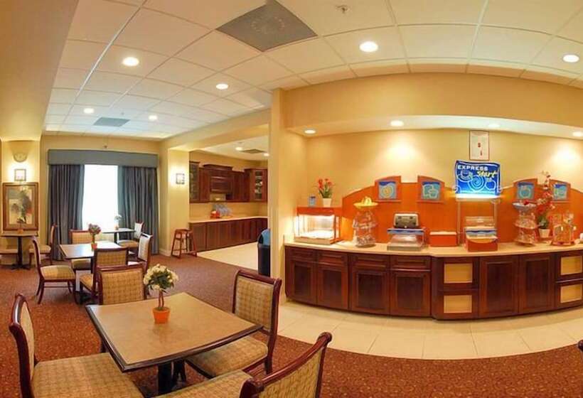 Holiday Inn Express Hotel & Suites Clearwater Us 19 North, An Ihg