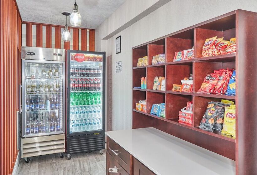 Holiday Inn Express Hotel & Suites Clearwater Us 19 North, An Ihg