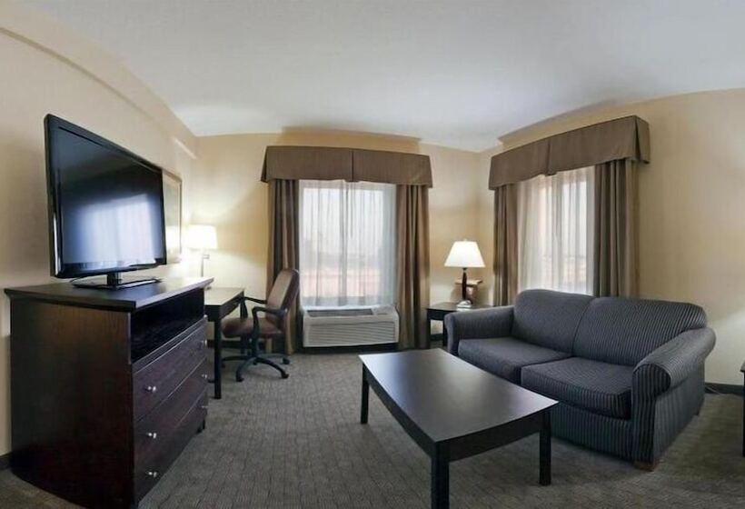 Holiday Inn Express Hotel & Suites Clearwater Us 19 North, An Ihg
