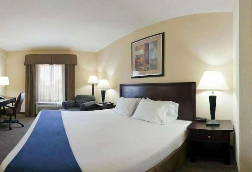Holiday Inn Express Hotel & Suites Clearwater Us 19 North, An Ihg