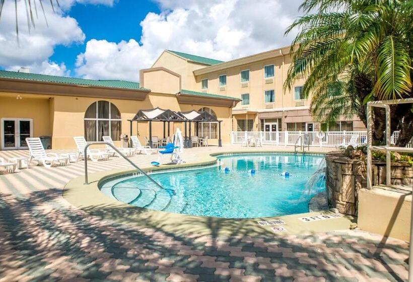 فندق Holiday Inn Express & Suites Cocoa, An Ihg