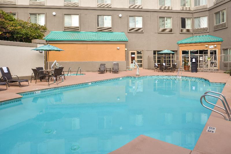 호텔 Holiday Inn Express & Suites Elk Grove Central   Hwy 99, An Ihg