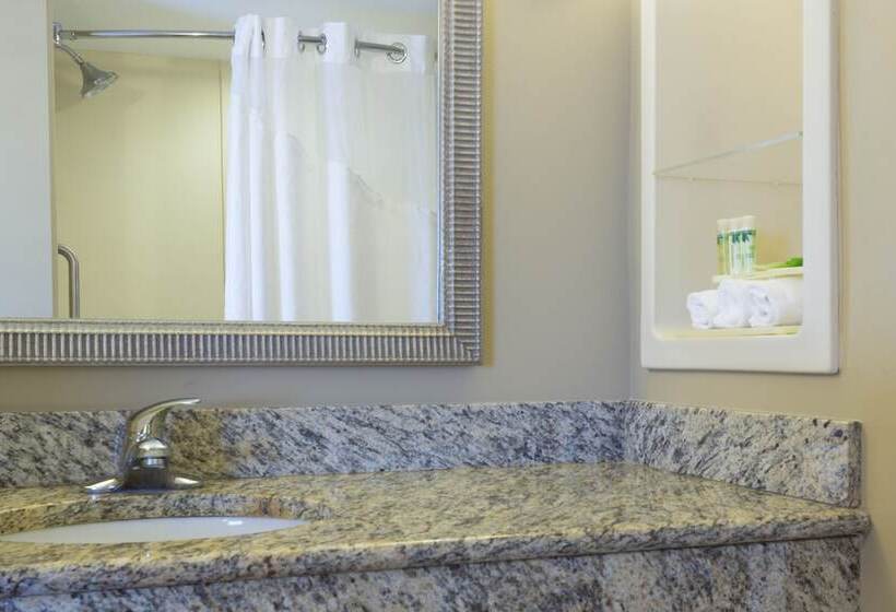 Holiday Inn Express Hotel & Suites Fort Pierce West, An Ihg