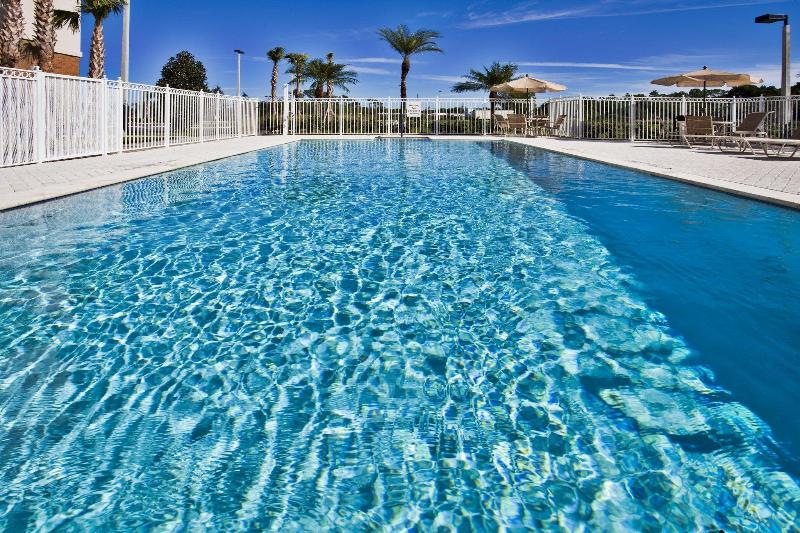 Holiday Inn Express Hotel & Suites Fort Pierce West, An Ihg