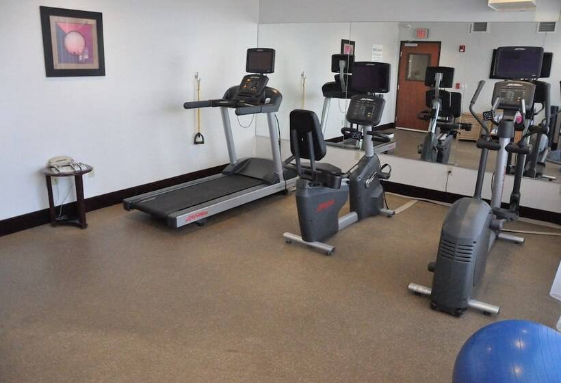 호텔 Holiday Inn Express & Suites Jackson, An Ihg