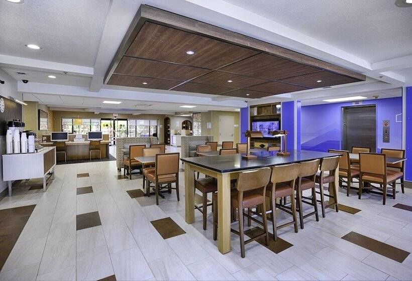 Holiday Inn Express Hotel & Suites Jacksonville South, An Ihg