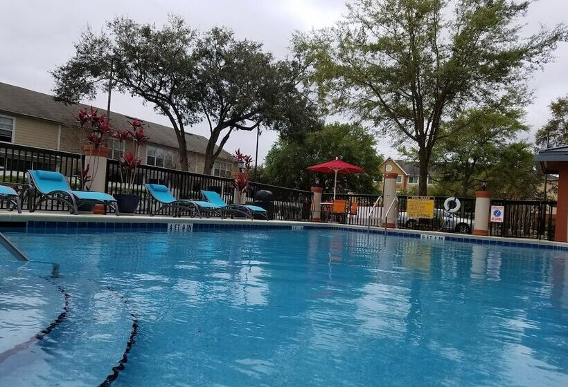 Holiday Inn Express Hotel & Suites Jacksonville South, An Ihg