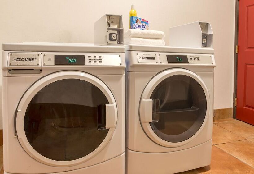 Holiday Inn Express Hotel & Suites Manteca, An Ihg