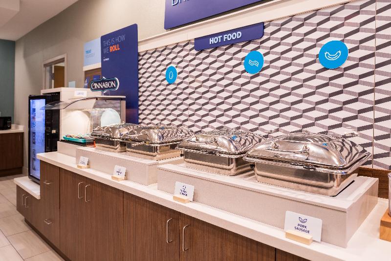 Holiday Inn Express Hotel & Suites Tampa Anderson Road Veterans Exp, An Ihg