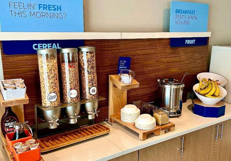 Holiday Inn Express Hotel & Suites Tampa Oldsmar, An Ihg