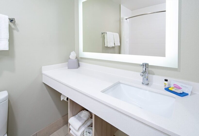 호텔 Holiday Inn Express & Suites Watsonville, An Ihg